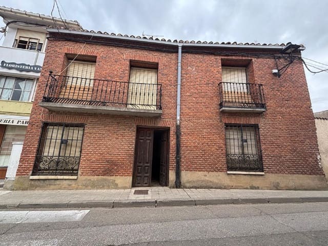 Hus til salgs i Carrión de los Condes - € 90 000 (Ref: 10106577)