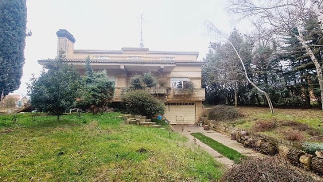 Finca/Country House for sale in Becerril de Campos - € 350,000 (Ref: 10130465)