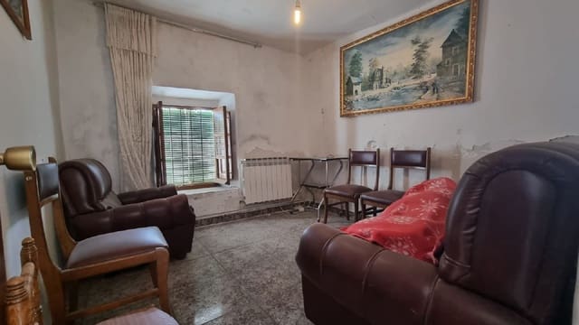 Townhouse for sale in Valdeolmillos - € 25,000 (Ref: 10130467)