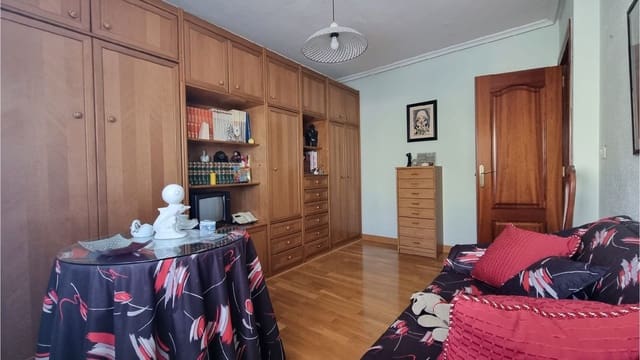 Apartament na sprzedaż w Villamuriel de Cerrato - 95 000 € (Ref: 10130470)