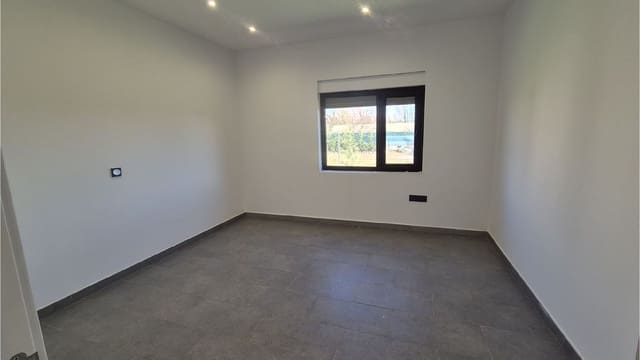Villa in vendita in Husillos - 265.000 € (Rif: 10130471)