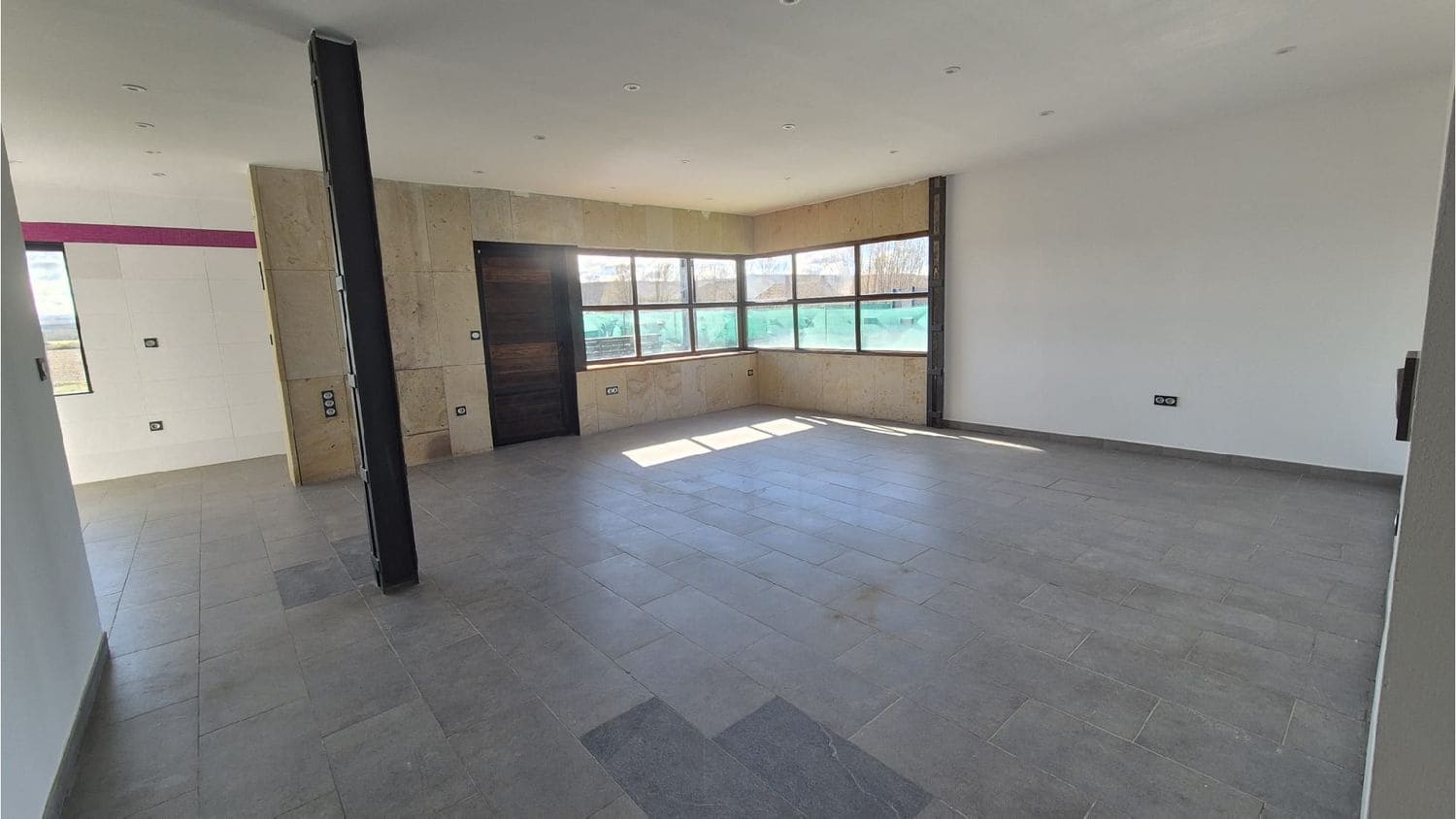 Villa in vendita in Husillos - 265.000 € (Rif: 10130471)