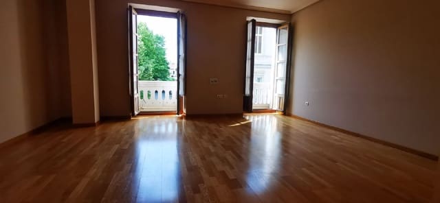 Lägenhet till salu i Palencia stad - 450 000 € (Ref: 10130474)