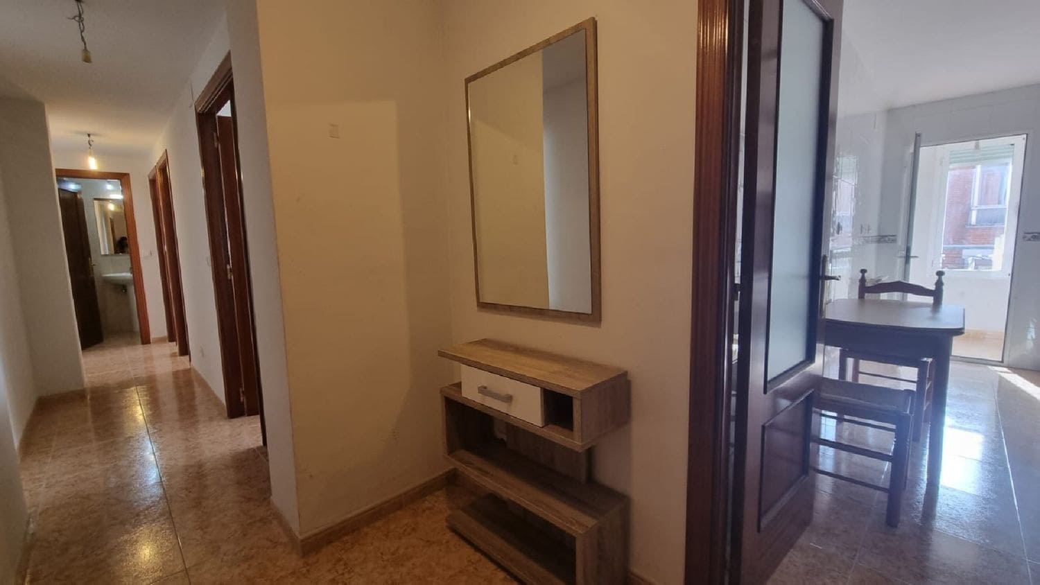 Lejlighed til leje i Palencia by - € 600 (Ref: 10168078)