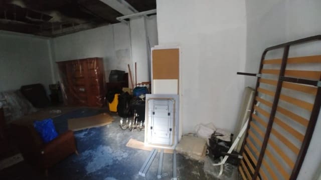 Local Commercial à louer à Palencia ville - 300 € (Ref: 3835585)