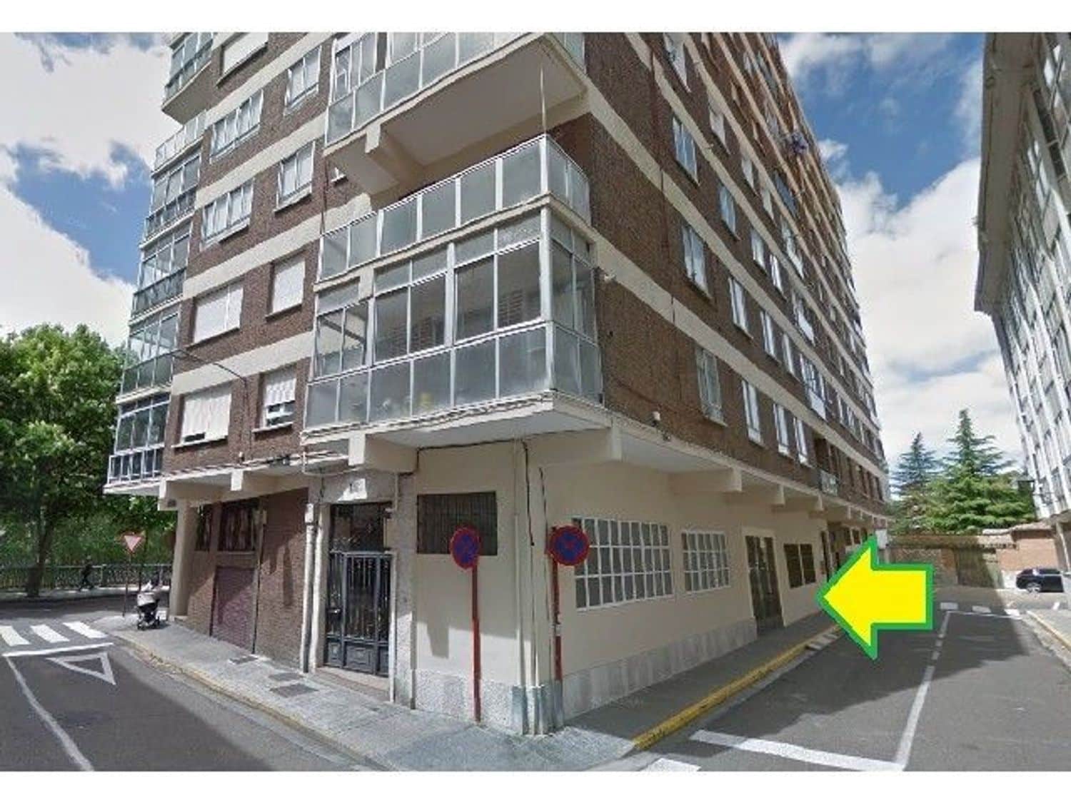 Local Commercial à louer à Palencia ville - 300 € (Ref: 3835585)