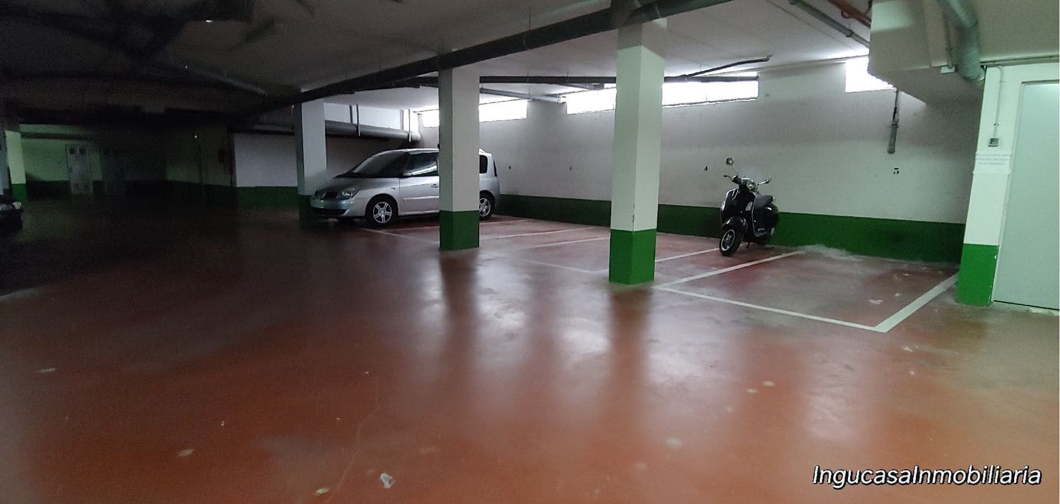 Garage til salg i Palencia by - € 18.000 (Ref: 3835633)