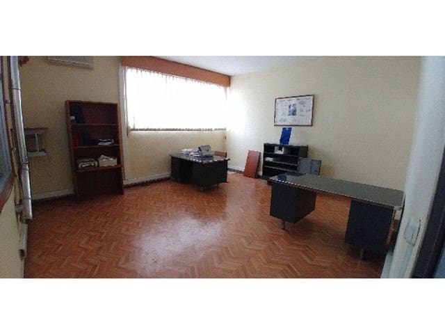 Kaupallinen myytävänä paikassa Palencia kaupunki - 350 000 € (Ref: 3835671)