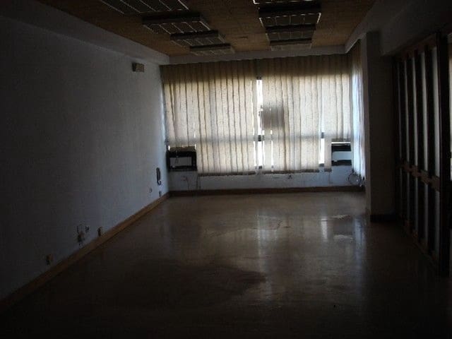 Office for rent in Palencia city - € 350 (Ref: 3835836)
