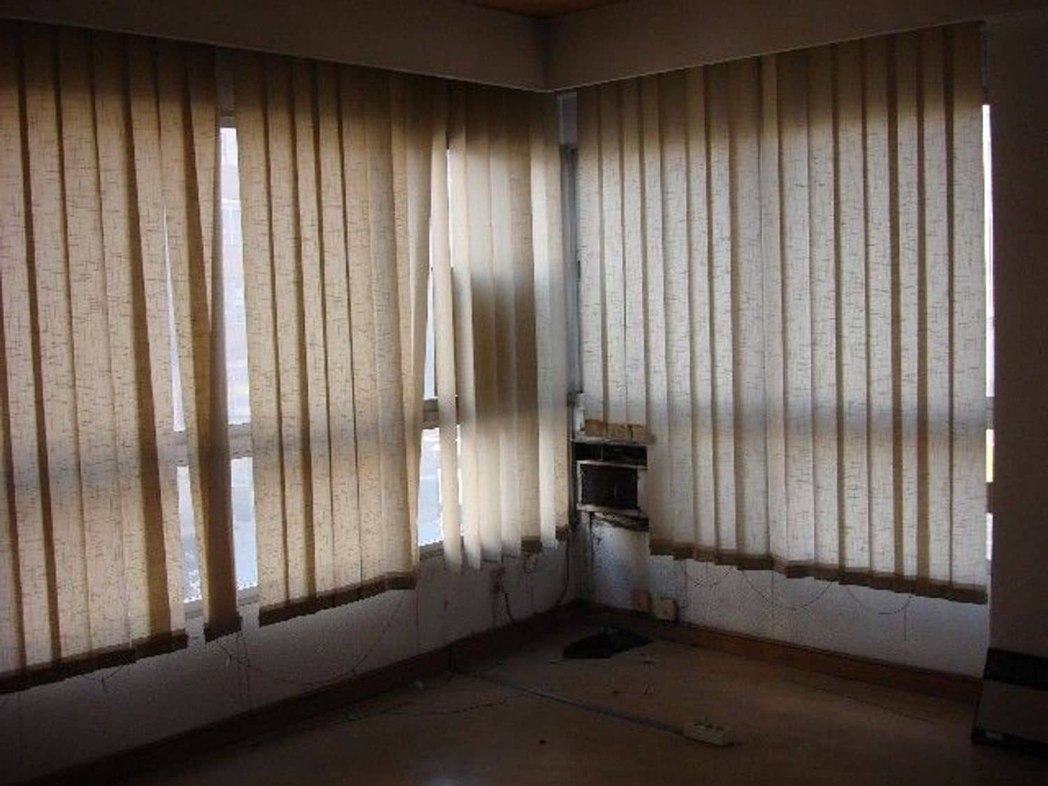 Office for rent in Palencia city - € 350 (Ref: 3835836)