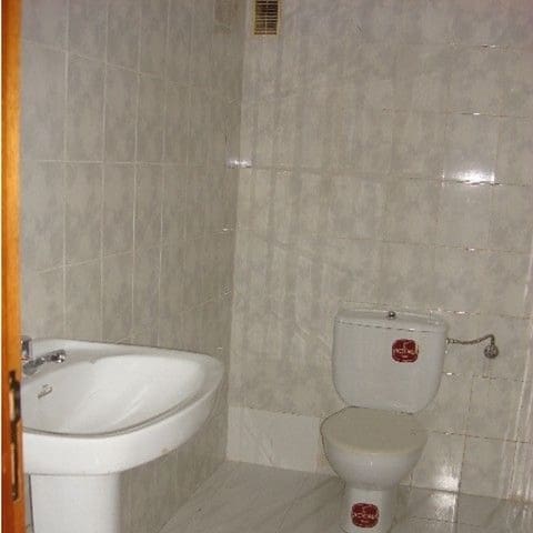 Office for rent in Palencia city - € 350 (Ref: 3835836)