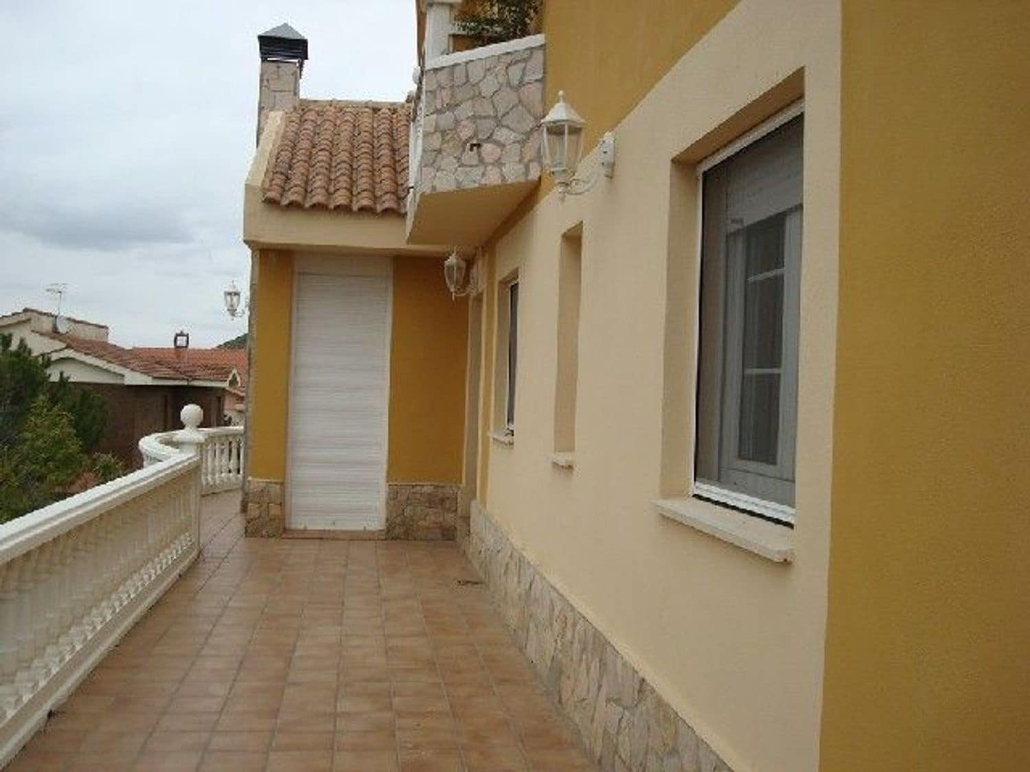 Chalet en Monzón de Campos en venta - 290.000 € (Ref: 3835844)