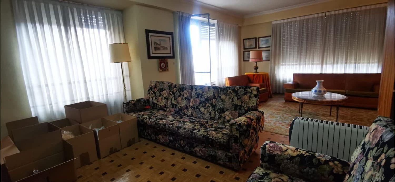 4 soveværelse Lejlighed til salg i Palencia by - € 250.000 (Ref: 3835998)