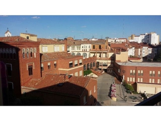 2 makuuhuone Huoneisto myytävänä paikassa Palencia kaupunki - 139 000 € (Ref: 3850728)