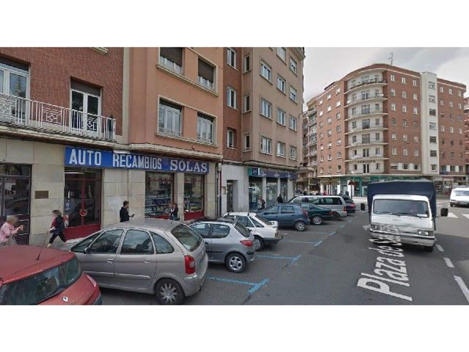 Kommersiell til leie i Palencia by - € 1 000 (Ref: 3850838)