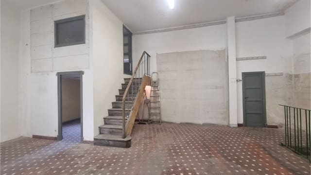 Erhverv til leje i Palencia by - € 1.000 (Ref: 3850838)