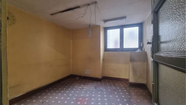 Erhverv til leje i Palencia by - € 1.000 (Ref: 3850838)