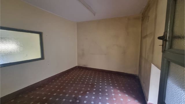 Erhverv til leje i Palencia by - € 1.000 (Ref: 3850838)