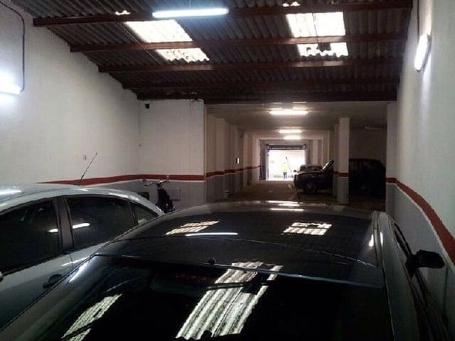 Erhverv til salg i Palencia by - € 200.000 (Ref: 3850878)