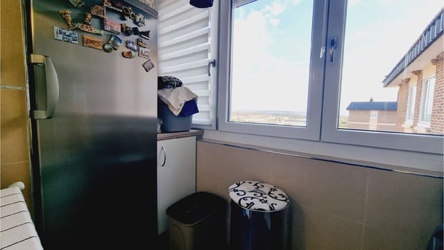 Lägenhet till salu i Villamuriel de Cerrato - 135 000 € (Ref: 3850882)