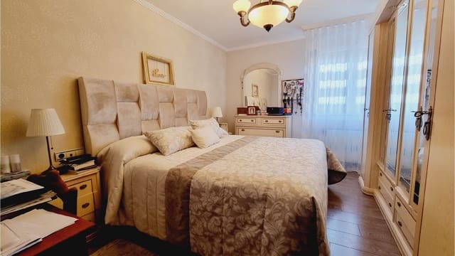 Lägenhet till salu i Villamuriel de Cerrato - 135 000 € (Ref: 3850882)