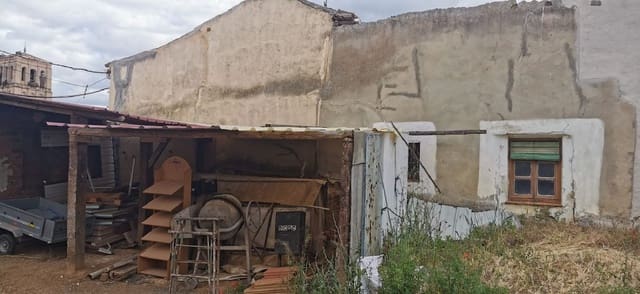 Ruin til salg i Becerril de Campos - € 36.000 (Ref: 3850902)