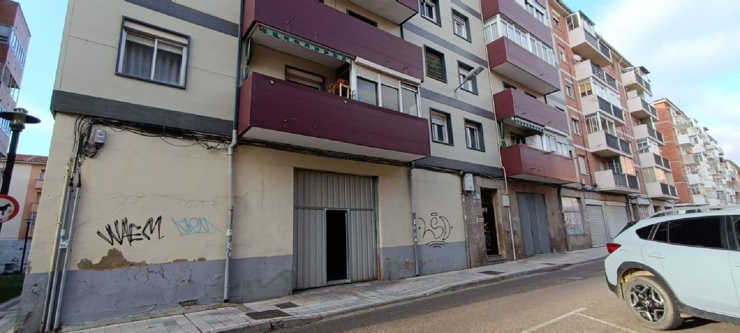 Erhverv til salg i Palencia by - € 89.000 (Ref: 3851014)