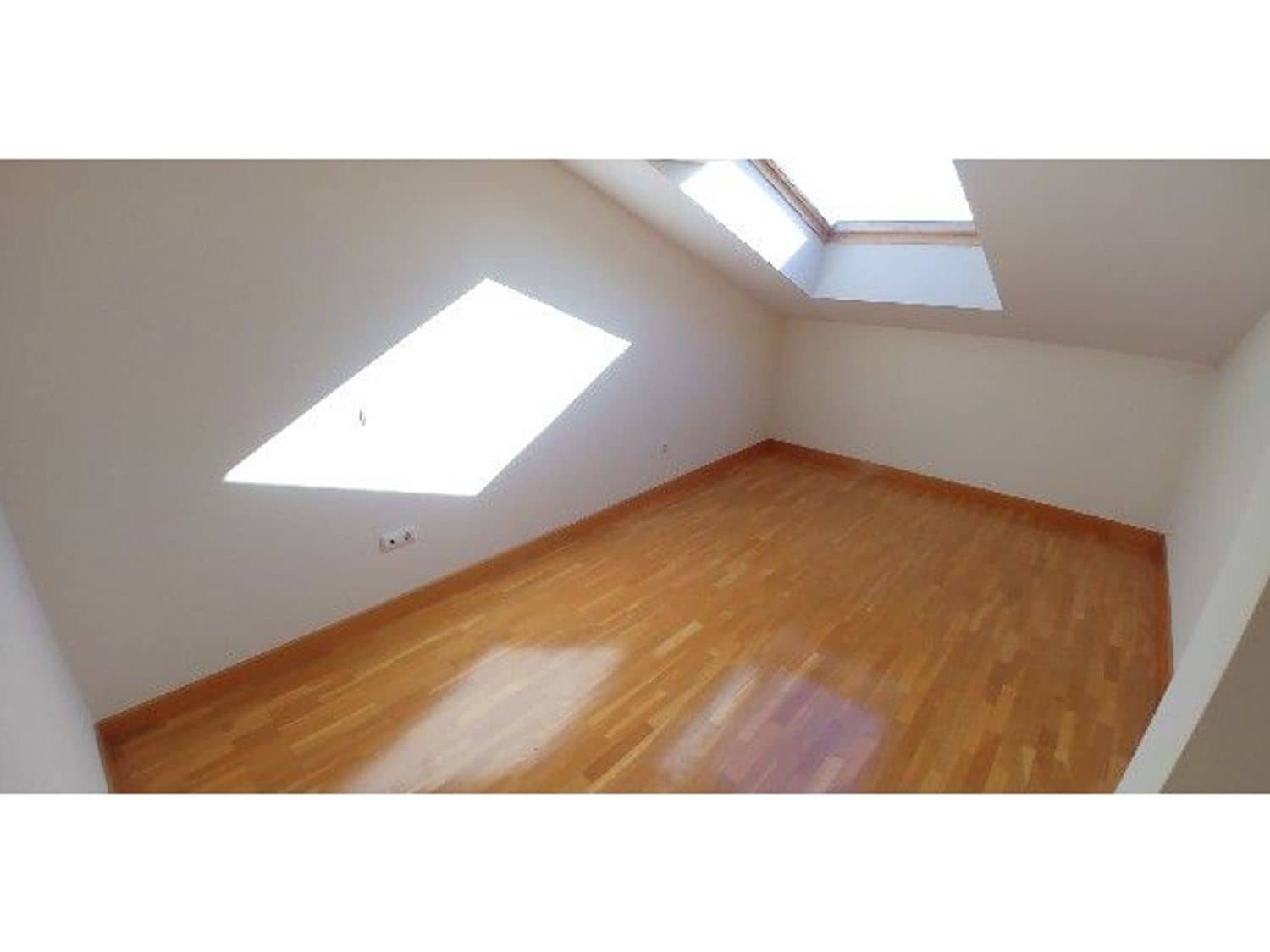 Apartment for sale in Palencia city - € 255,000 (Ref: 3907761)