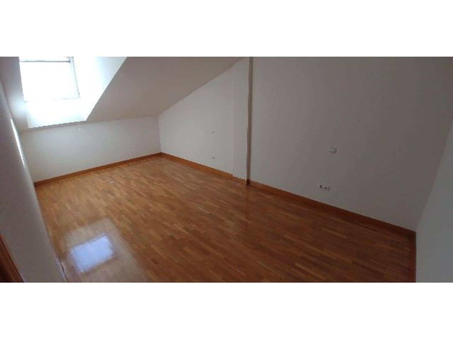 Apartment for sale in Palencia city - € 255,000 (Ref: 3907761)