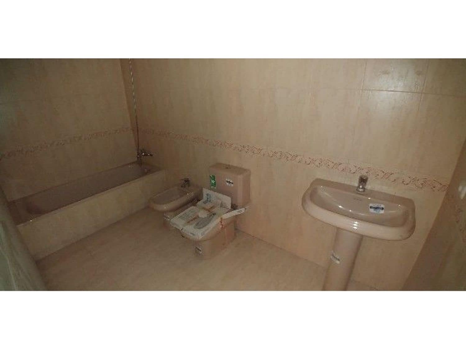 Apartment for sale in Palencia city - € 255,000 (Ref: 3907761)