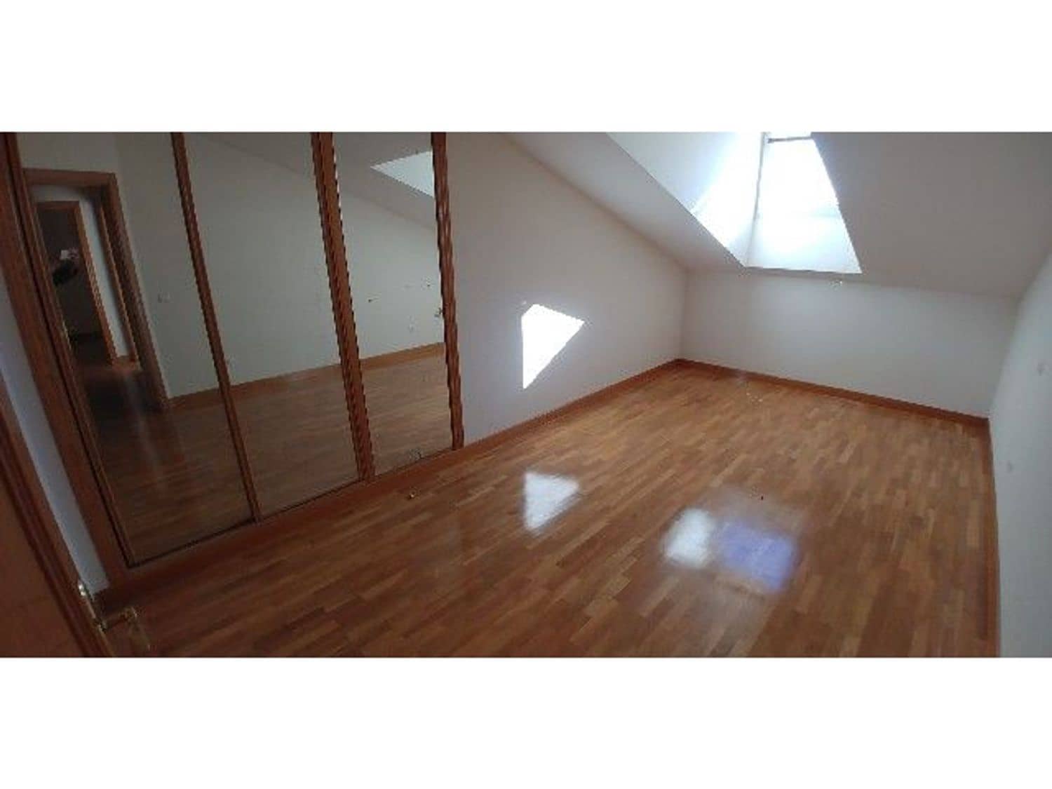 Apartment for sale in Palencia city - € 255,000 (Ref: 3907761)