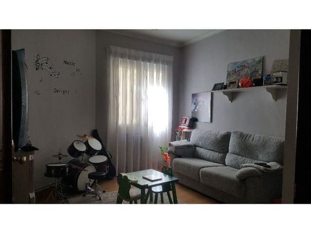 5 bedroom Apartment for sale in Palencia city - € 430,000 (Ref: 4222107)