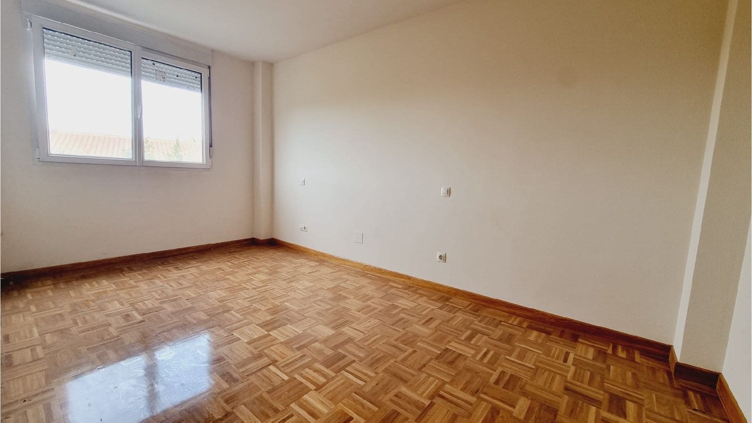 3 bedroom Apartment for sale in Palencia city - € 140,000 (Ref: 4392723)