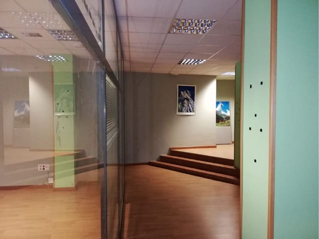 Erhverv til leje i Palencia by - € 800 (Ref: 4392779)