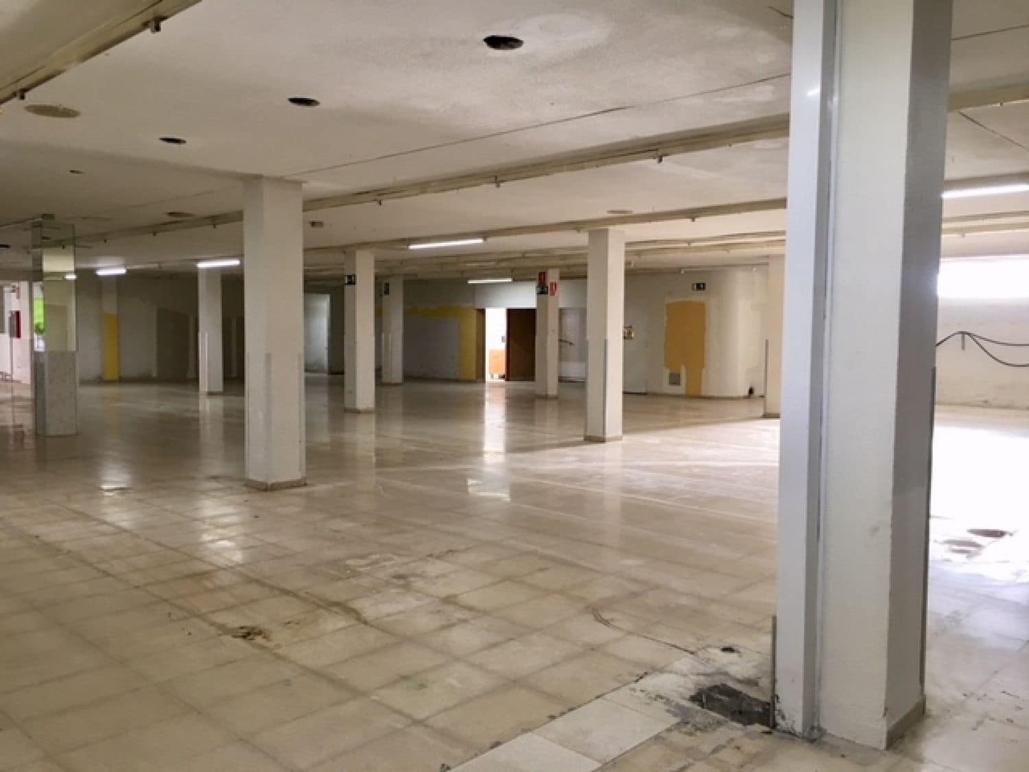 Commercial for rent in Palencia city - € 2,900 (Ref: 4629144)