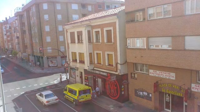 2 bedroom Apartment for sale in Palencia city - € 166,000 (Ref: 4701341)