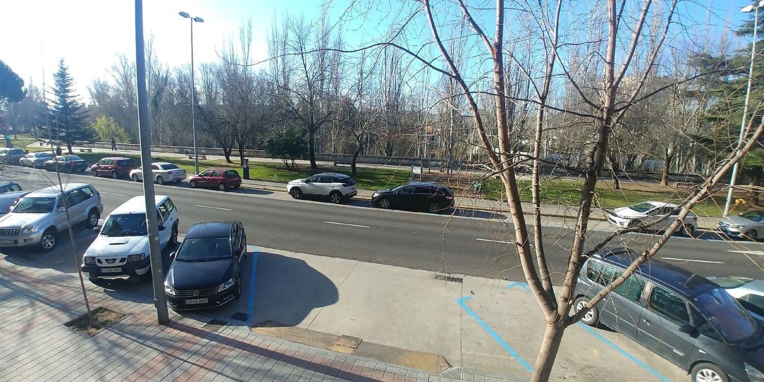 Kontor til salg i Palencia by - € 110.000 (Ref: 5057365)