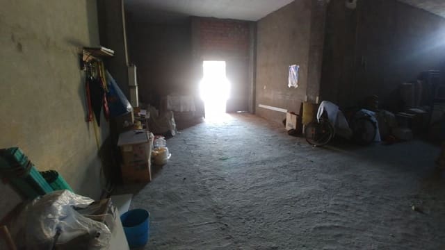 Commercial for sale in Palencia city - € 34,900 (Ref: 5620487)