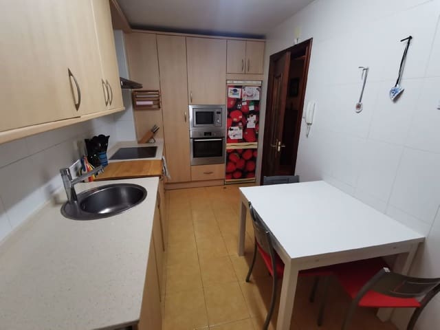 4 soveværelse Lejlighed til salg i Palencia by - € 250.000 (Ref: 5620491)