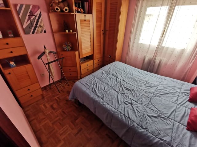 4 soveværelse Lejlighed til salg i Palencia by - € 250.000 (Ref: 5620491)