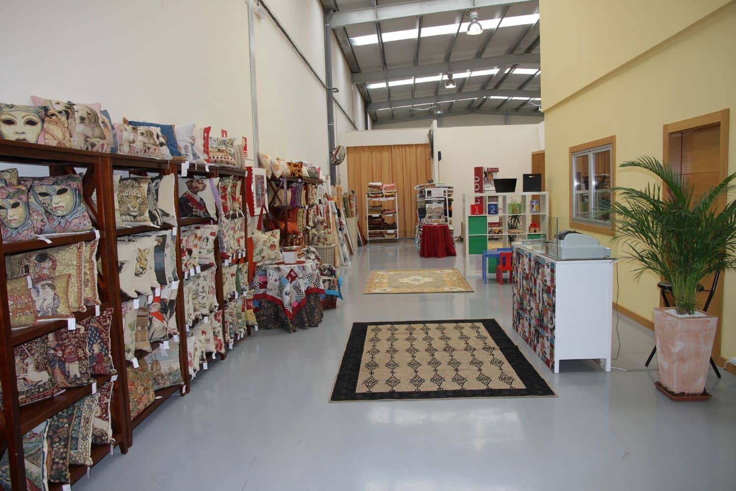 Erhverv til salg i Palencia by - € 460.000 (Ref: 5620520)