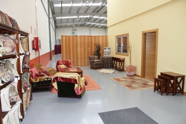 Comercial para venda em Palência / Palença cidade - 460 000 € (Ref: 5620520)