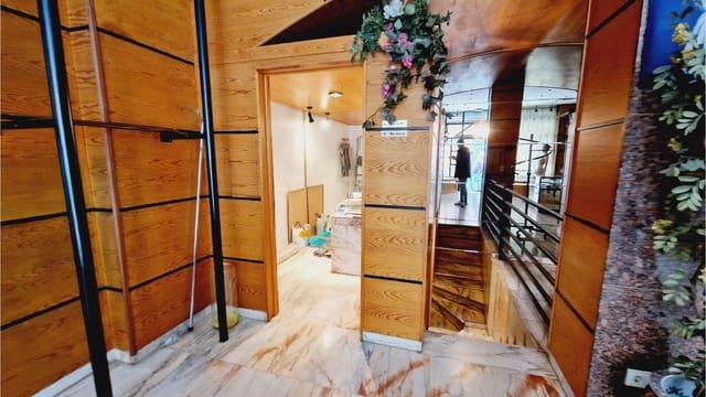 Erhverv til leje i Palencia by - € 750 (Ref: 6093660)