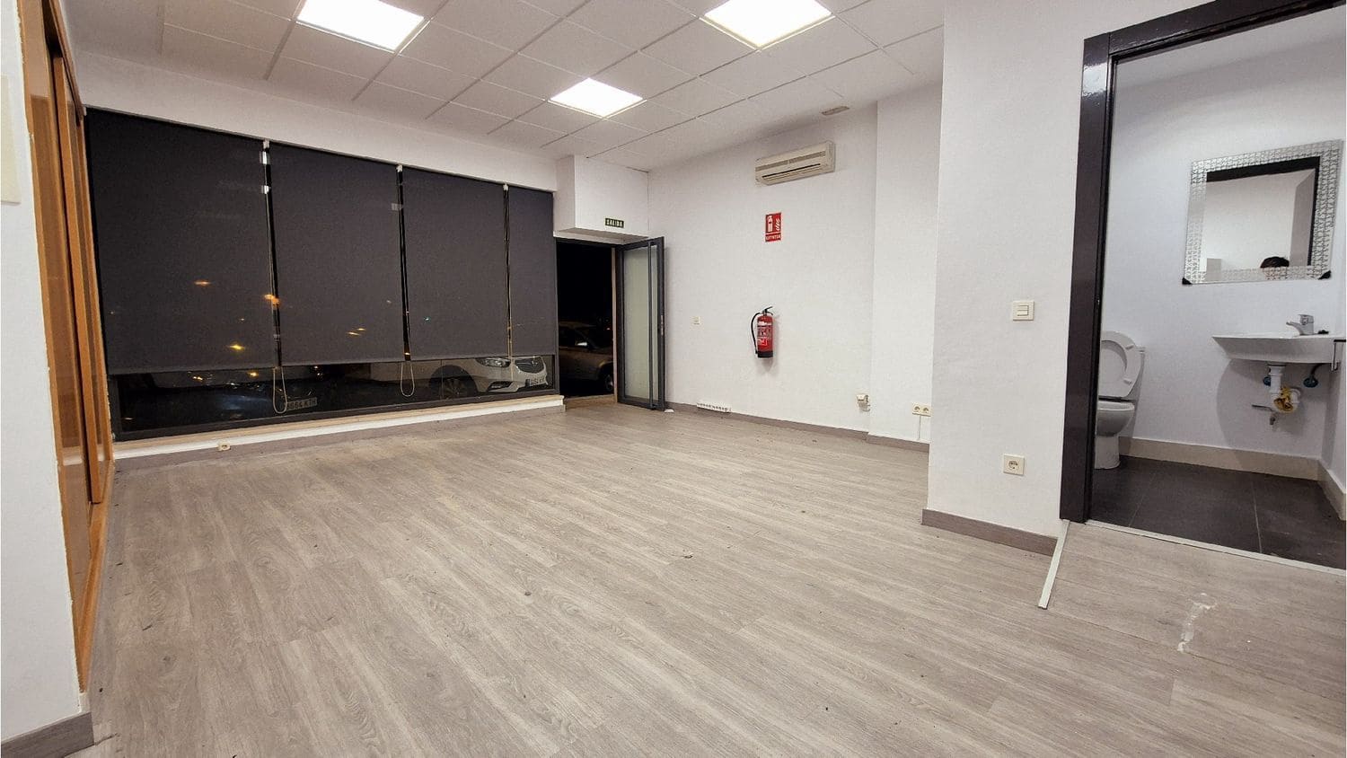 Kaupallinen vuokrattavana paikassa Palencia kaupunki - 350 € (Ref: 6093675)