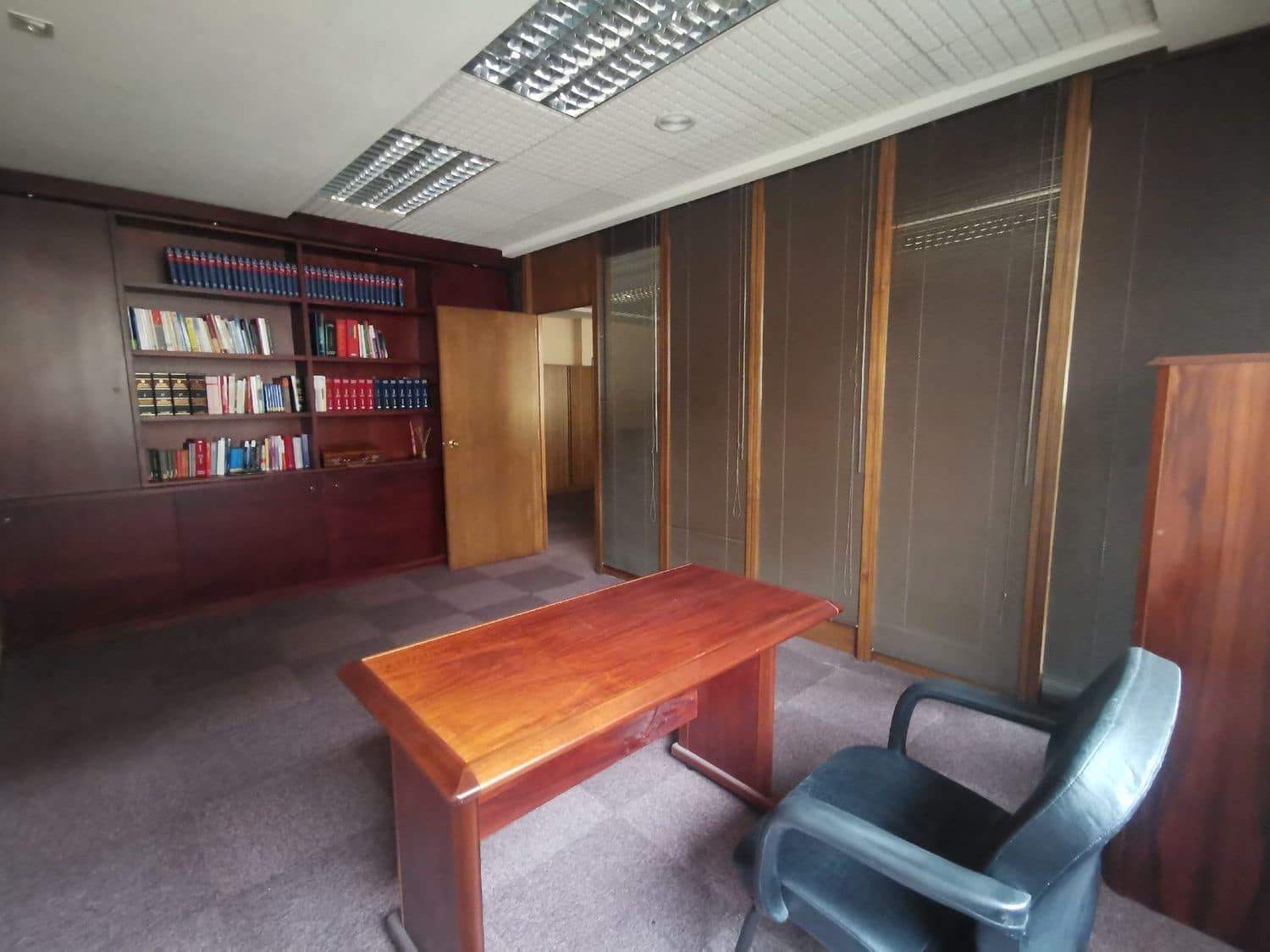 Office for rent in Palencia city - € 600 (Ref: 6093711)