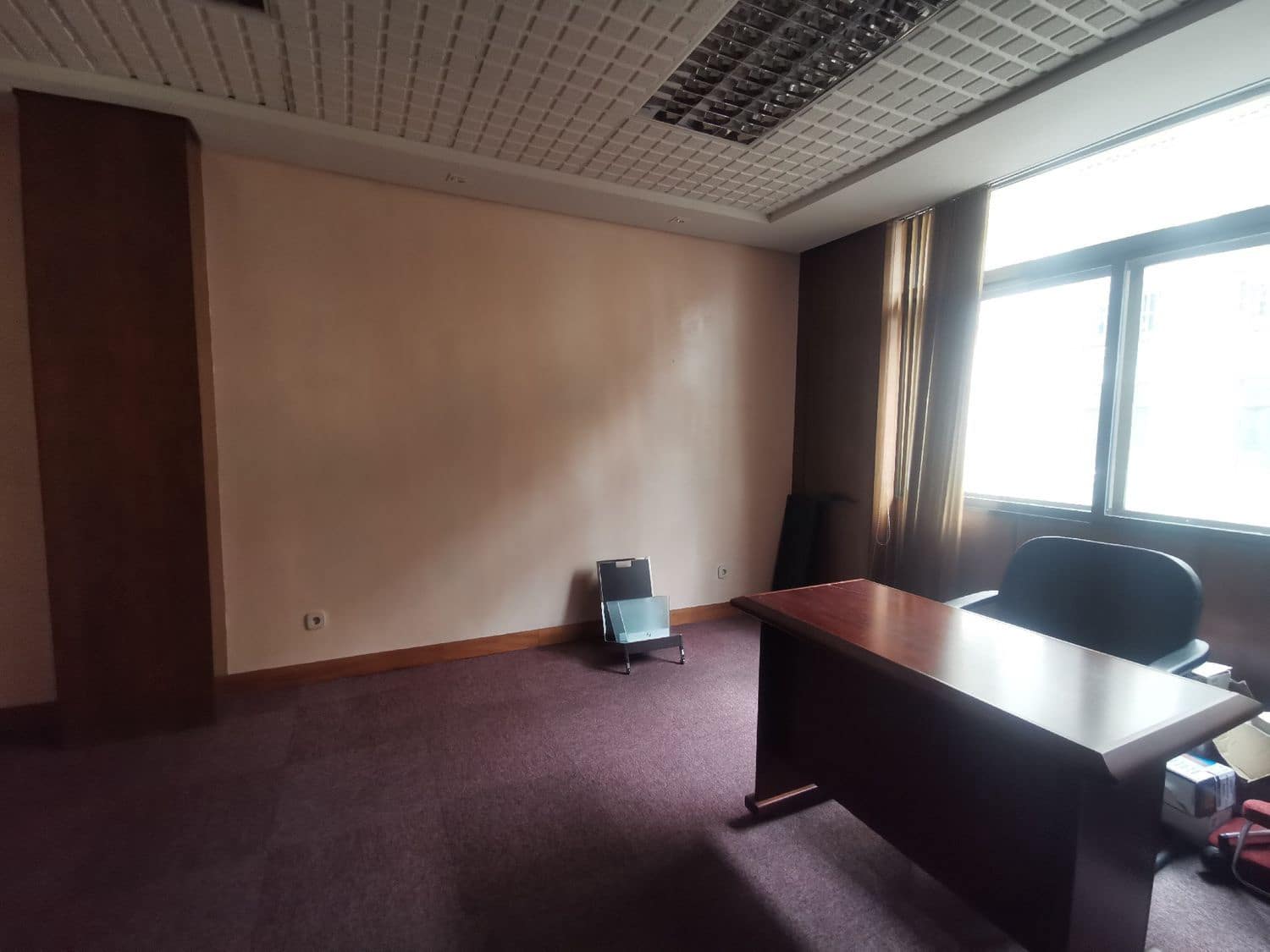 Office for rent in Palencia city - € 600 (Ref: 6093711)