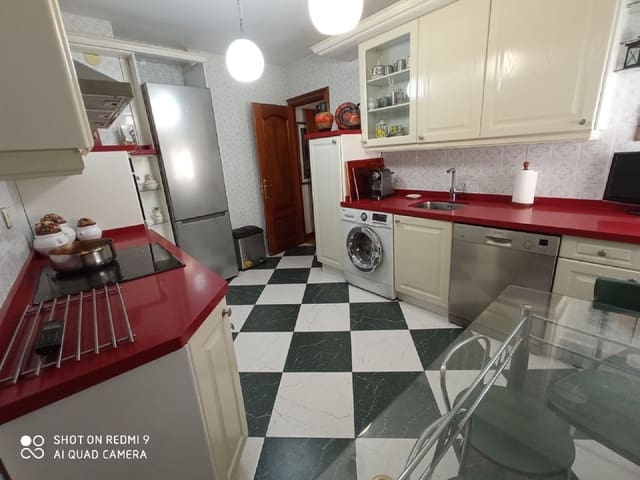 4 bedroom Apartment for sale in Palencia city - € 220,000 (Ref: 6420789)