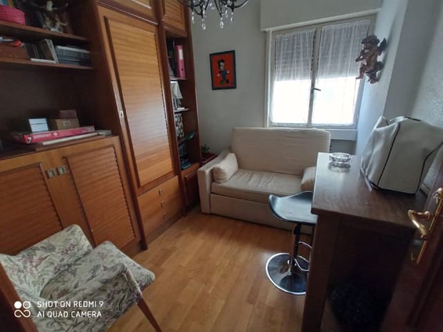 4 bedroom Apartment for sale in Palencia city - € 220,000 (Ref: 6420789)