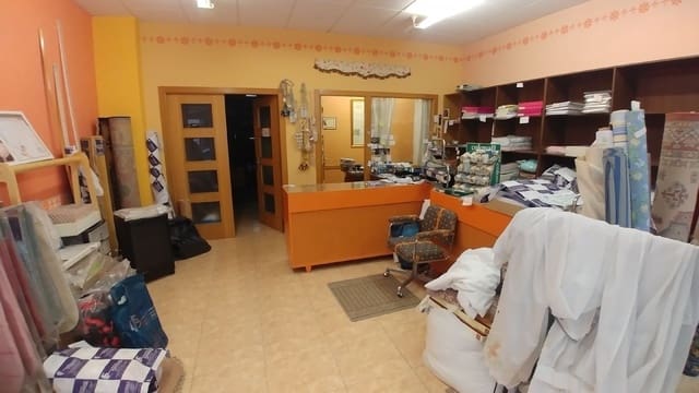 Commercieel te huur in Palencia stad - € 500 (Ref: 6420827)