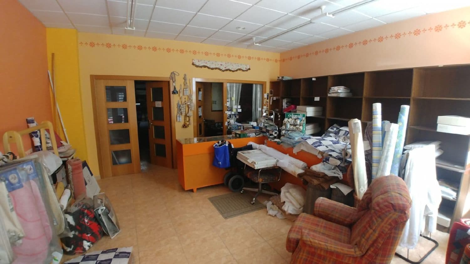 Kommersiell til salgs i Palencia by - € 153 000 (Ref: 6420854)